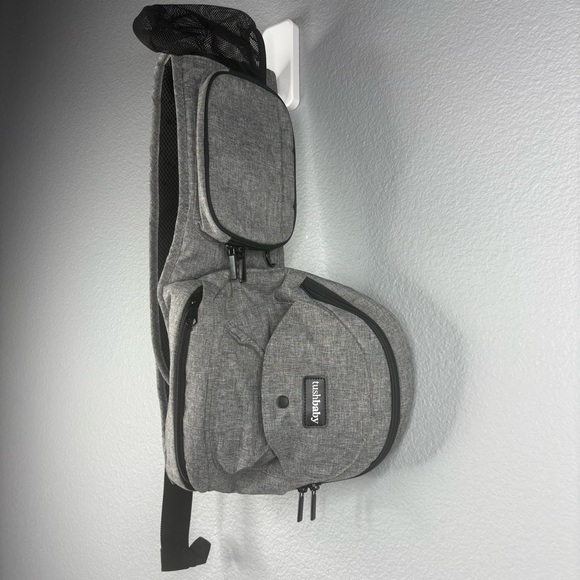 Grey Tushbaby Hip Carrier - Picture 6 of 13